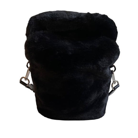 NWOT NERDY Furry & Fluffy Crossbody Tote Bag - Picture 8 of 9